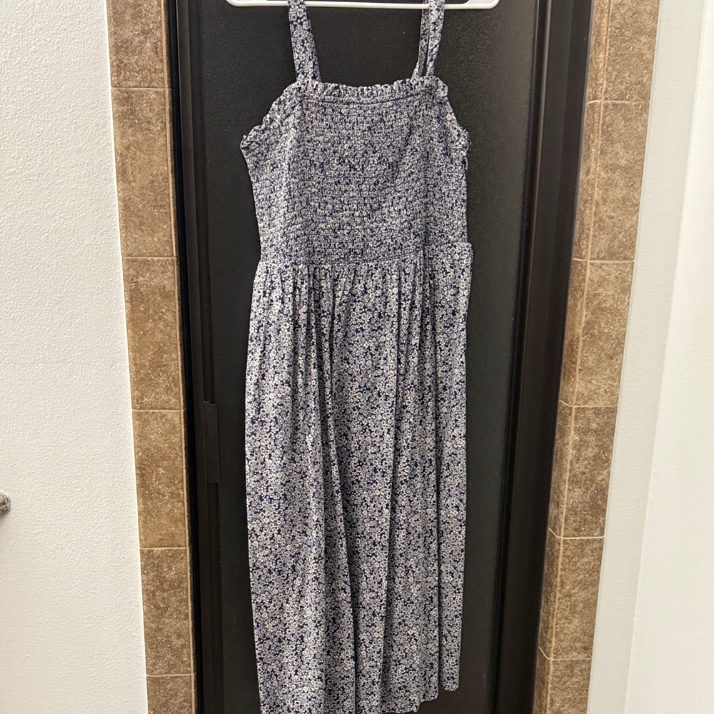 Universal Thread Navy Floral Dress
